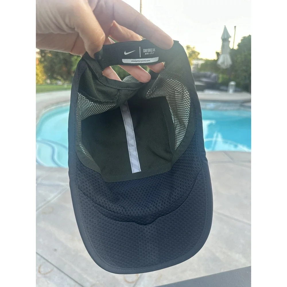 *Nike Daybreak* Dri-Fit Mesh 5-Panel Running Cycling Hat‎  Adjustable Tailwind